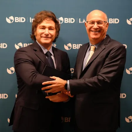 Milei recurre al BID para los trenes del AMBA: qué dice el informe clave