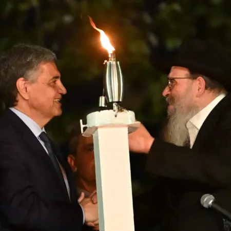 En Janucá, Jorge Macri condenó el atentado en Sídney y llamó a frenar el antisemitismo