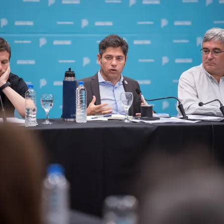Kicillof reunió a 80 pymes y lanzó una frase letal sobre la reforma laboral