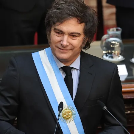 Milei analiza una medida inédita para su propio Presupuesto 2026