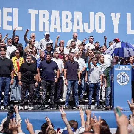 Reforma laboral frenada: la movida de la CGT en Plaza de Mayo que cambió los planes