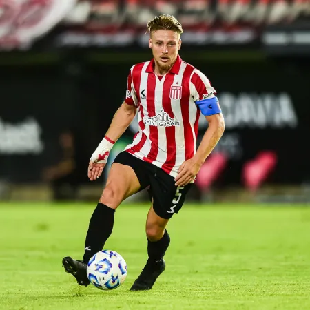 Santiago Ascacibar, figura y capitán de Estudiantes, en la mira de River y Boca