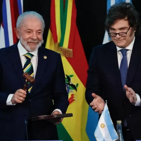 Cumbre del Mercosur: Javier Milei y Lula exhiben dos modelos opuestos para el bloque