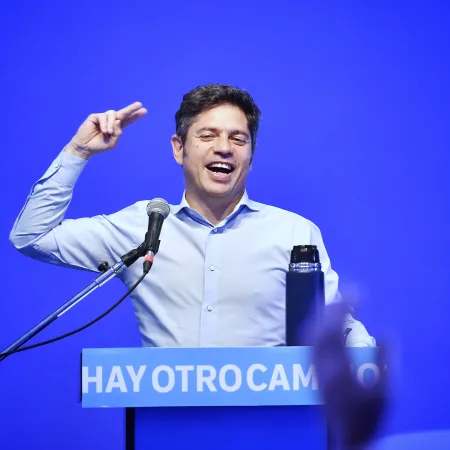 Kicillof nacionalizó el MDF: advirtió a La Cámpora y desafió a Milei para 2027