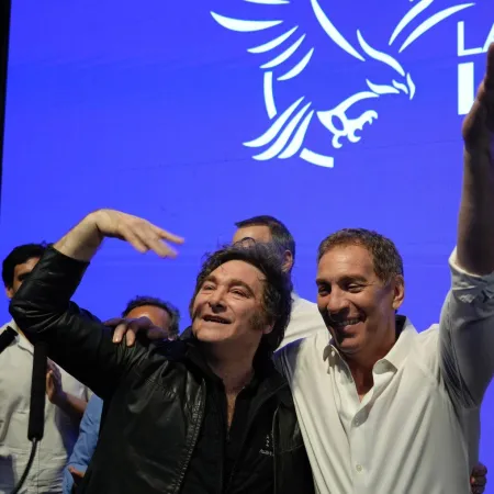 Los cinco “salvadores” de Milei en 2025: quiénes se ganaron su regalo de navidad