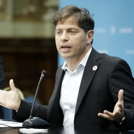 Kicillof apuntó al dato que incomoda a Scioli: "Es un desastre"