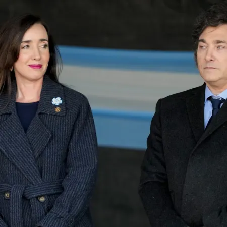 Villarruel celebró su nueva página web con un palo a Milei