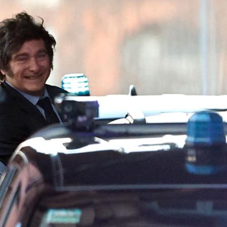 La noche silenciosa de Milei en Olivos y el viaje clave que prepara en Suiza