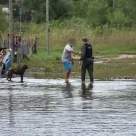 Emergencia en Corrientes: más de 400 evacuados por las inundaciones y críticas a la gestión de Valdés