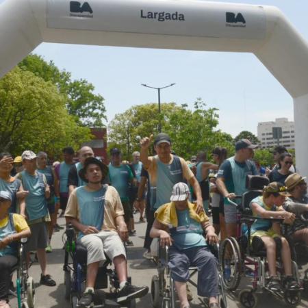 Parque Sarmiento fue sede de la 9ª Carrera por la Inclusión con deporte y música