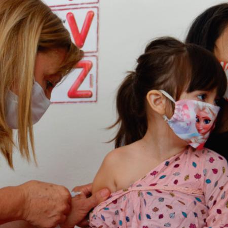 Mendoza denunció a padres que no vacunaron a sus hijos