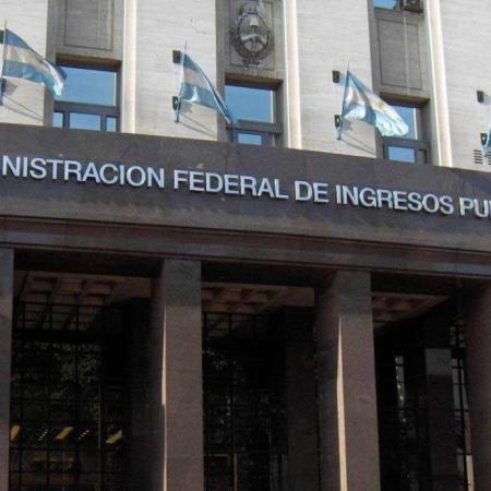 Retenciones: "Las holiday tax de septiembre le están costando caro al fisco"