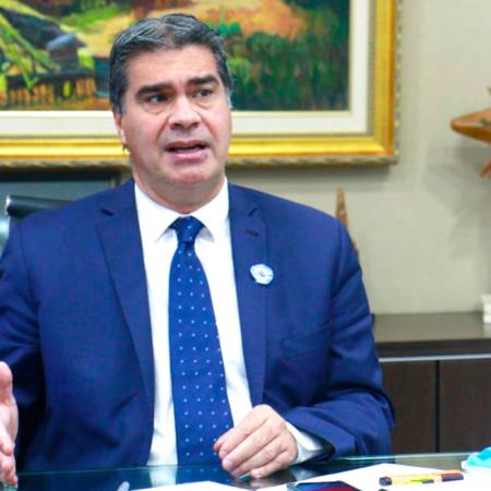 Capitanich cruzó a Milei por la reforma laboral y habló de un dato oculto clave