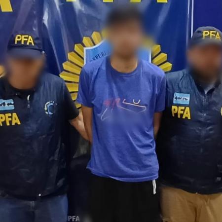 Detienen a un joven que era buscado por matar a un adolescente para robarle la moto en la Riccheri