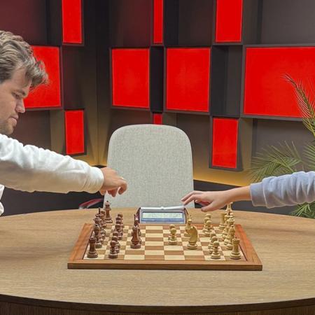 Magnus Carlsen elogió a Faustino Oro y lo comparó con Messi