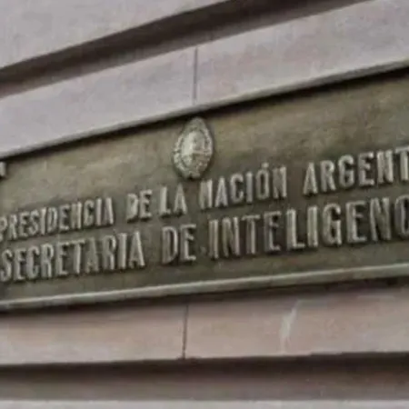 Rechazo opositor al DNU que reforma la SIDE: denuncian espionaje interno y “policía política”