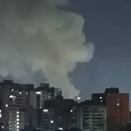 Caracas bajo fuego y sin respuestas: qué oculta el gobierno de Nicolás Maduro