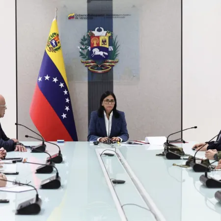 Nicolás Maduro ante la Justicia: el acuerdo silencioso que sostiene al chavismo en Caracas