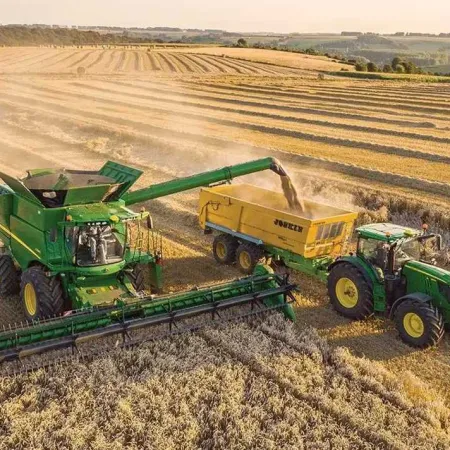 Tractores, cosechadoras y pulverizadoras: el balance 2025 de ACARA