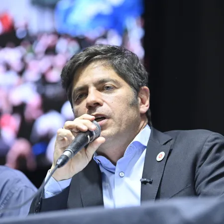 Axel Kicillof demora la paritaria bonaerense: el guiño que buscan los estatales