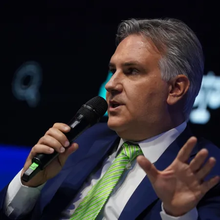 Llaryora vs. Gremios estatales: el plan para desactivar el reclamo en Córdoba