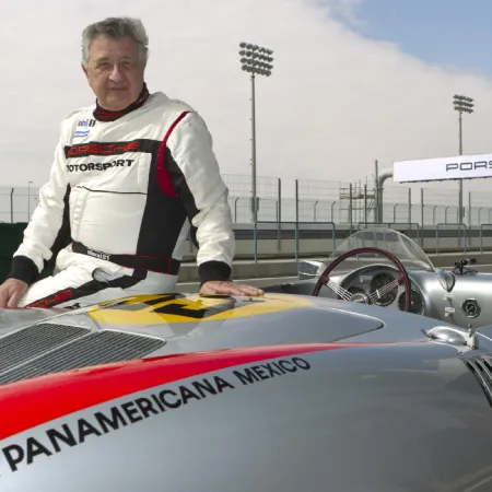 Quién era Hans Hermann, el compañero de Fangio en Mercedes que murió a los 97 años