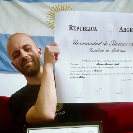 Terrible tuit antisemita de un médico de La Plata: qué resolvió el gobierno de Kicillof