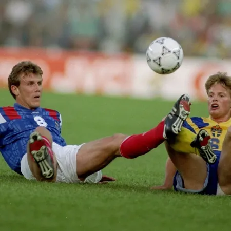 Las cláusulas más insólitas en los contratos de jugadores de fútbol