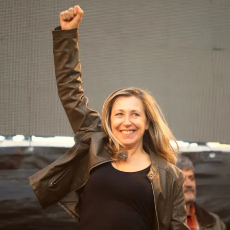 Bregman denunció una “escalada peligrosa” de Gendarmería en Lustramax: qué pasó