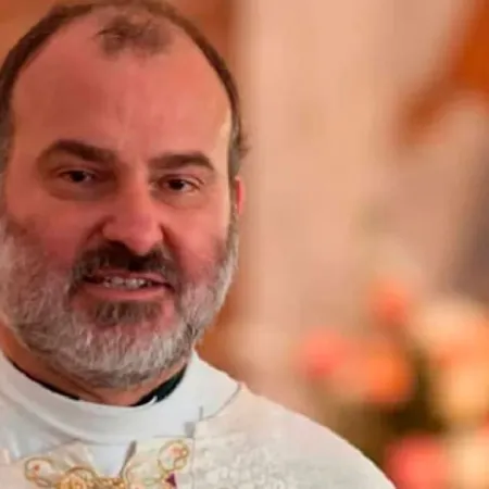 Le dieron arresto domiciliario al cura Cruz Viale, acusado de abuso sexual en Córdoba