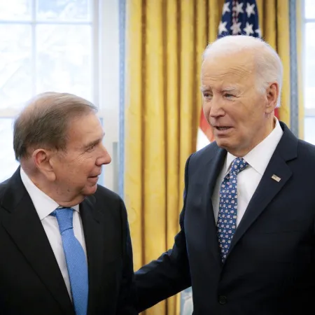 Cómo una reunión de Edmundo González con Joe Biden lo dejó sin lugar en la era Trump