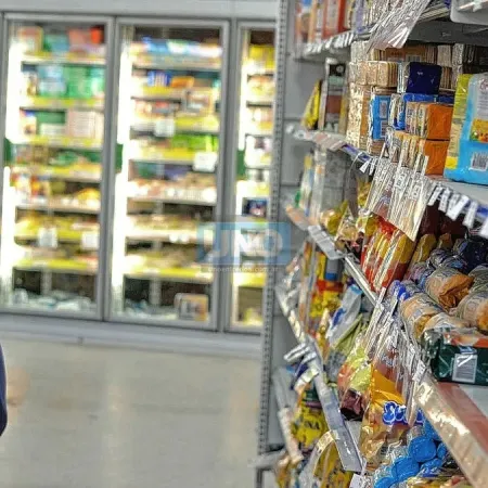 Derrumbe del consumo: qué pasa en supermercados, mayoristas y shoppings