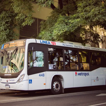 Guerra por los subsidios: SUBE y GPS para detectar kilómetros 'fantasma' de las empresas