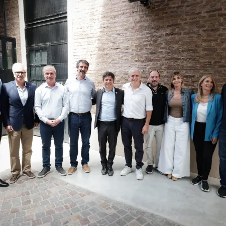 Radicales en la mesa de Kicillof: gestos de diálogo en medio de la crisis económica