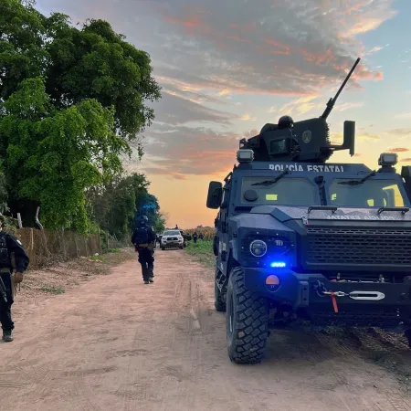 Narco-guerra en Sinaloa: cómo el cártel dejó a la policía municipal al borde del colapso