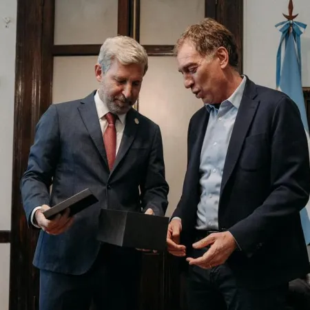 Santilli de gira, Milei en su salsa y el gremialismo calentando: lo que dejó la semana política