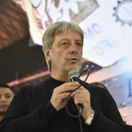 Gremios “duros” vuelven a reunirse en la UOM para definir un plan de acción contra la reforma laboral de Milei