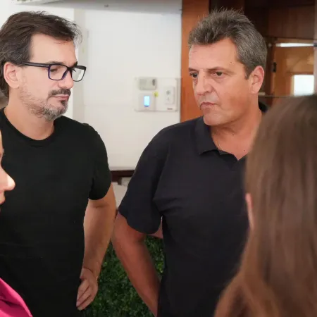 Massa se planta contra las reelecciones indefinidas y complica a los intendentes de Kicillof