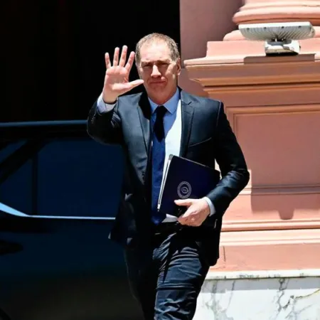 Santilli visita a Valdés en Corrientes con cuatro objetivos en la cabeza