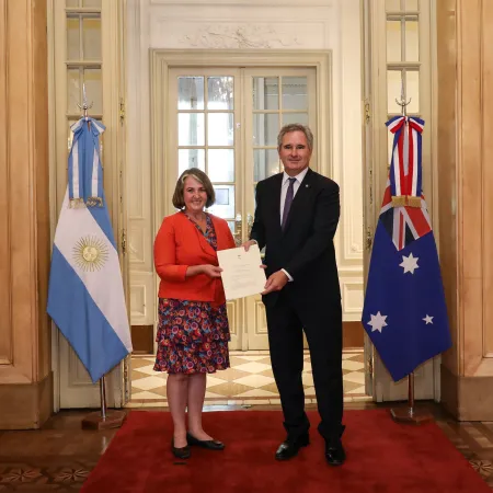 La embajadora de Australia inicia su misión en Buenos Aires con un guiño cultural
