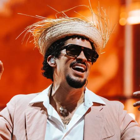 Bad Bunny rompe récords de Shakira y Karol G en el inicio de su gira