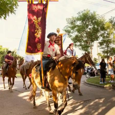 Las Fuerzas del Cielo a caballo en Entre Ríos: qué busca Santiago Caputo