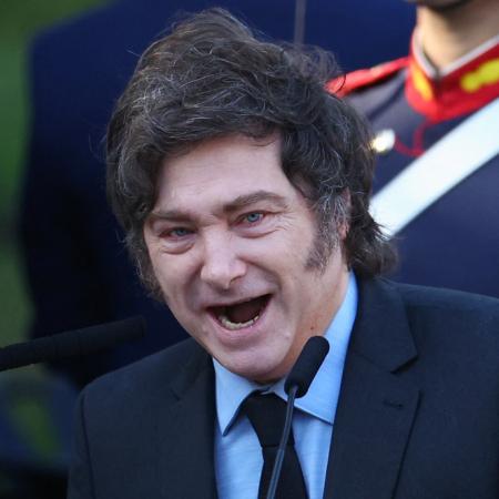 El "tirano" Rosas y el sable de San Martín: la frase de Milei que explica todo