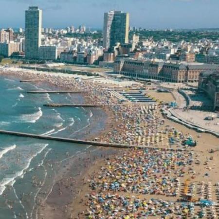 Mar del Plata: hallaron el cuerpo de un hombre en el mar frente a Playa Bristol