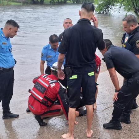 Córdoba bajo el agua: récord de 170 mm, rescates y una muerte en la capital