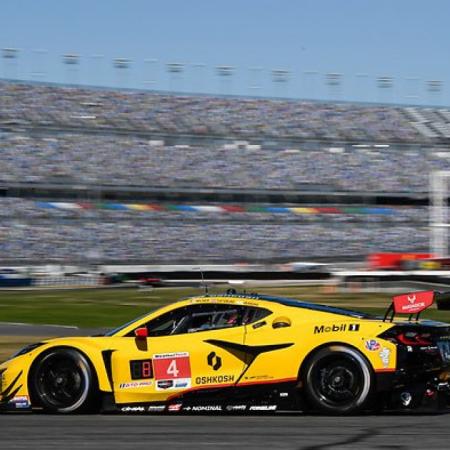 Varrone completó su primer relevo y dejó a su equipo como líder en Daytona
