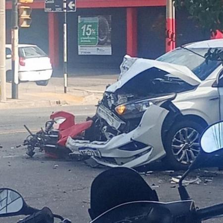 Tragedia en Mar del Plata: muere un motociclista en un choque múltiple en la avenida Independencia