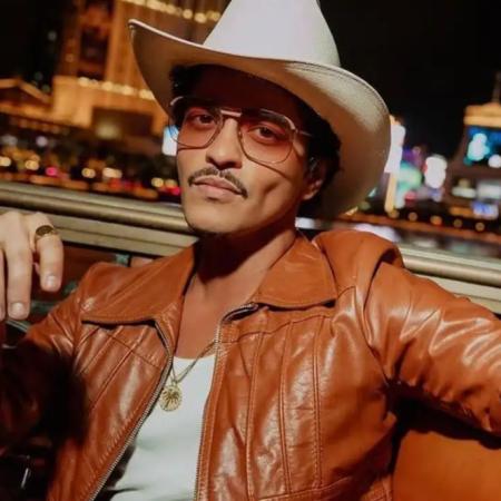 Bruno Mars anuncia nuevo álbum y lanza un adelanto