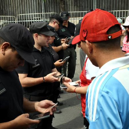 Operativos de seguridad en el comienzo de la liga: 70 trapitos demorados, controles a micros y un prófugo capturado