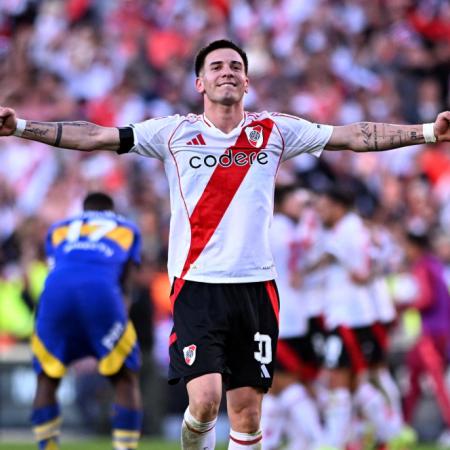 El fútbol argentino movió USD 350 millones en transferencias internacionales en 2025